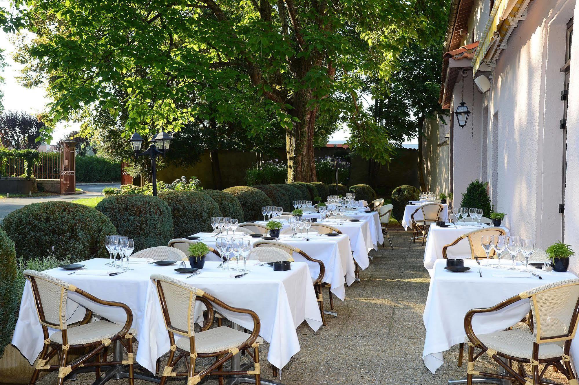 Clos St Eloi, The Originals Relais Thiers Exterior foto